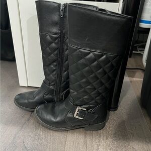 Girls boots from Kohls, Size 12